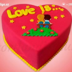 Тортик "Love" из серии тортиков LOVE IS